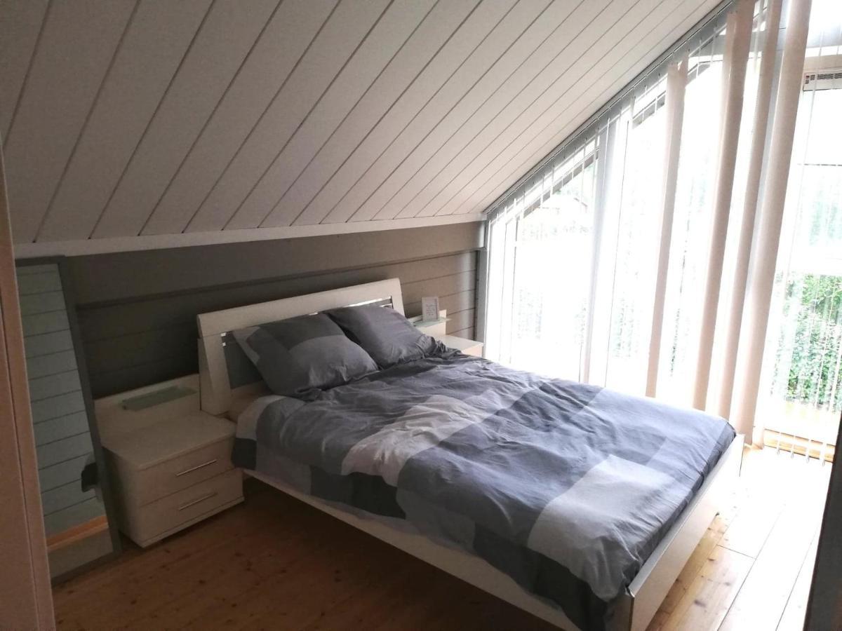 Maison 3 Chambres A 200 M De La Plage Des Lacs De L Eau D Heure Froid-Chapelle 외부 사진