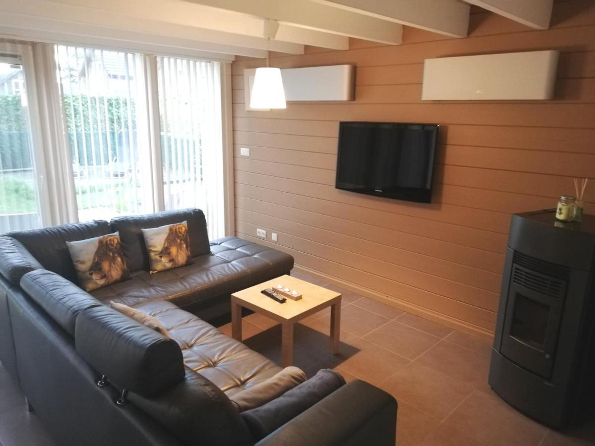Maison 3 Chambres A 200 M De La Plage Des Lacs De L Eau D Heure Froid-Chapelle 외부 사진